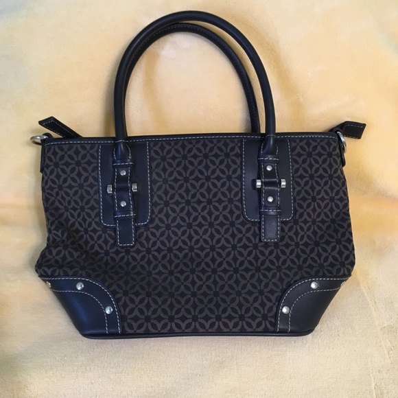 ✨HOST PICK✨ NWOT Relic purse - Picture 3 of 8